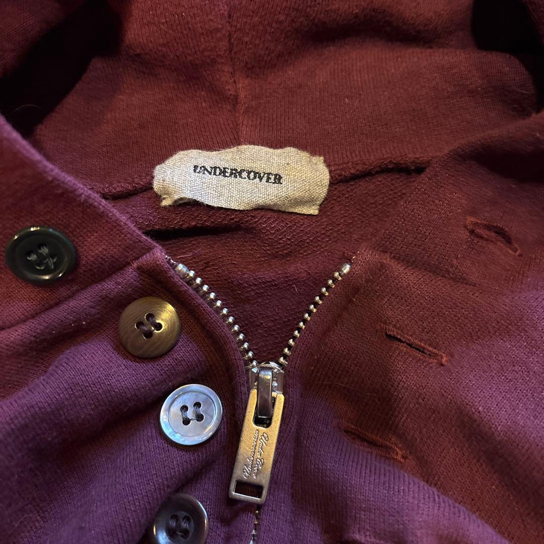 バーガンディ ボタン付きジップアップパーカー