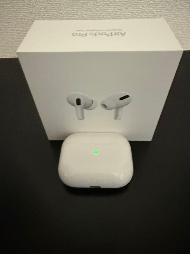 AirPods Pro 本体 充電ケース付き　第一世代