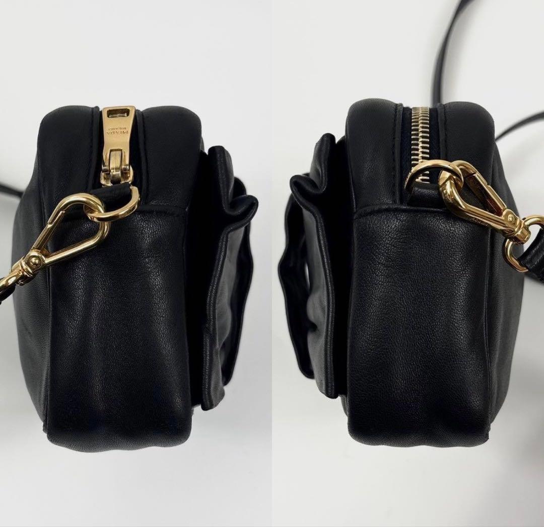 【専用】PRADA レザーミニショルダーバッグ