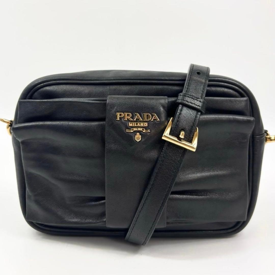 【専用】PRADA レザーミニショルダーバッグ