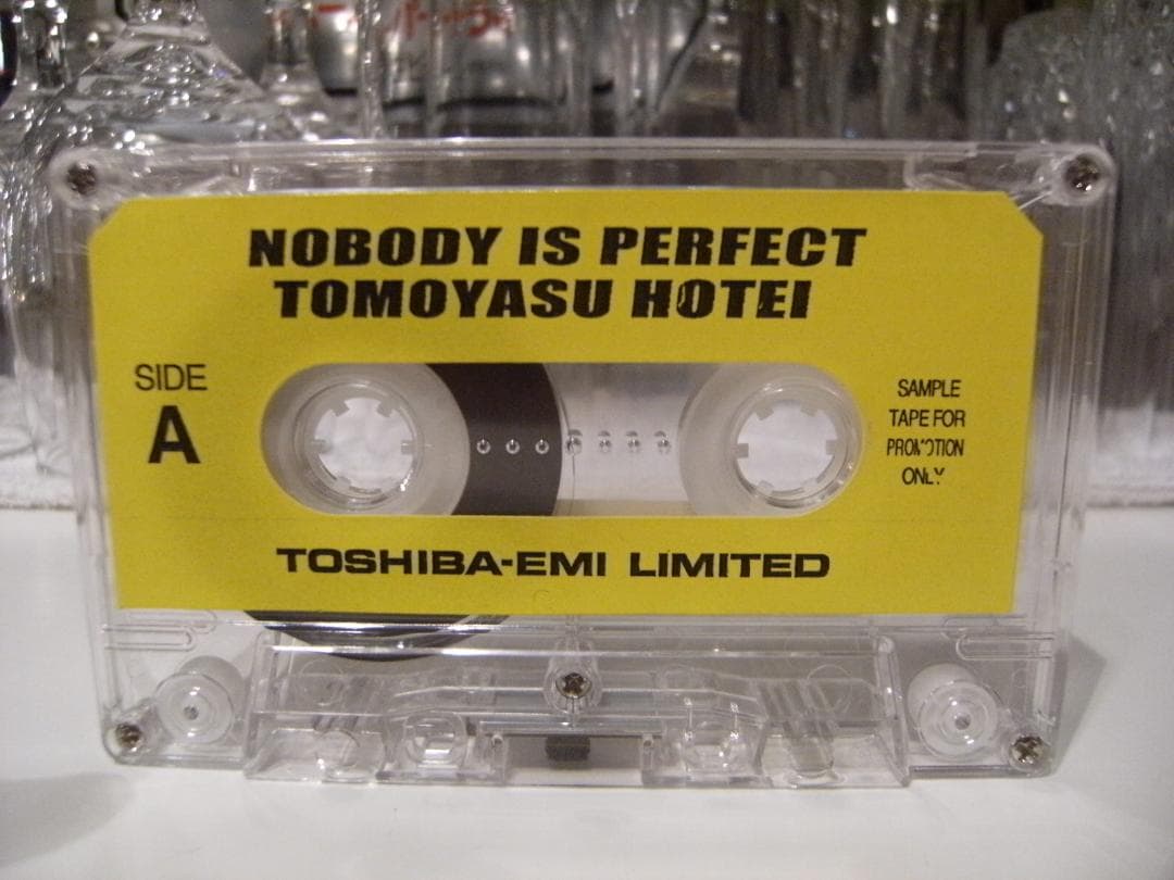 BOOWY 氷室 布袋寅泰 NOBODY IS PERFECT カセットテープ