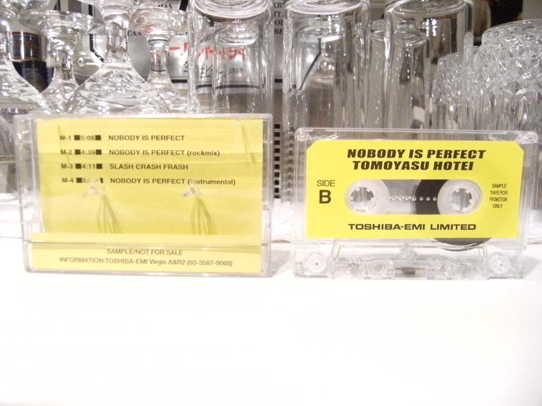 BOOWY 氷室 布袋寅泰 NOBODY IS PERFECT カセットテープ