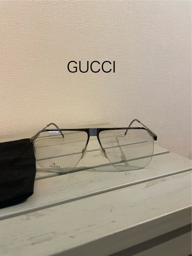 【限定期間値下げ:超美品&希少】GUCCI スクエアサングラス クリアレンズ