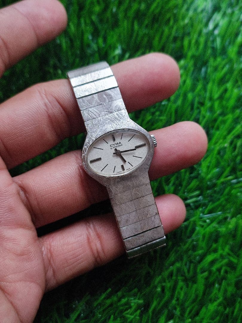 CYMA ホワイトゴールドメッキ、ユニークなエッチングデザイン