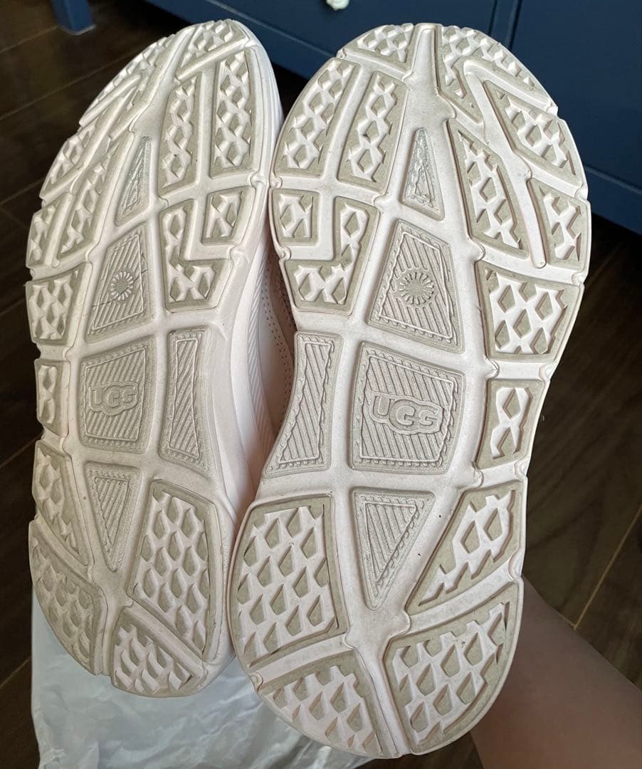 UGG☆スニーカー