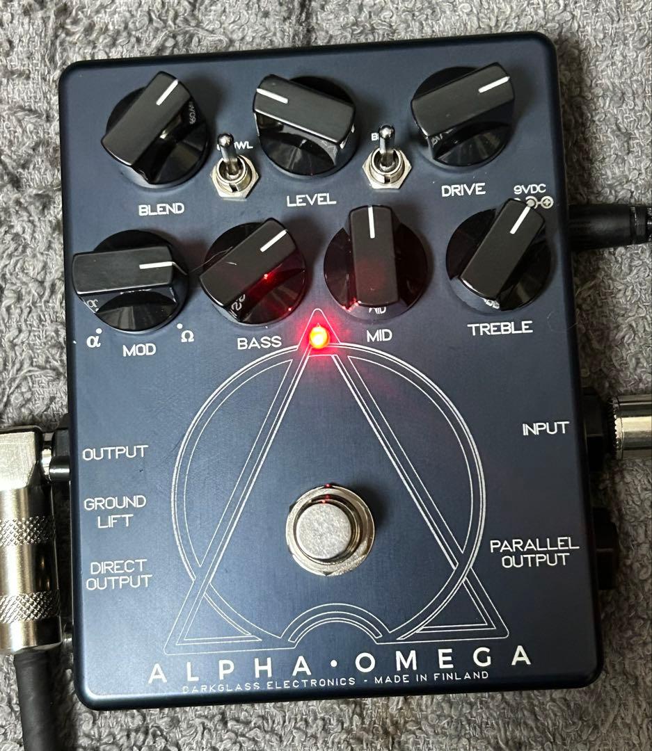 Darkglass AlphaOmega bass preamp エフェクター