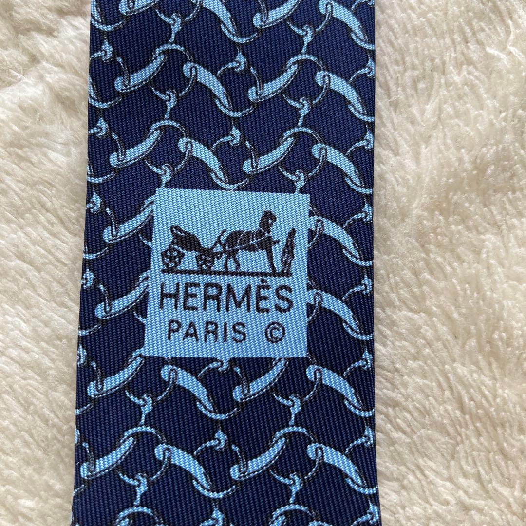 未使用に近い　HERMES エルメス　ネクタイ　ネイビー／ライトブルー　箱付