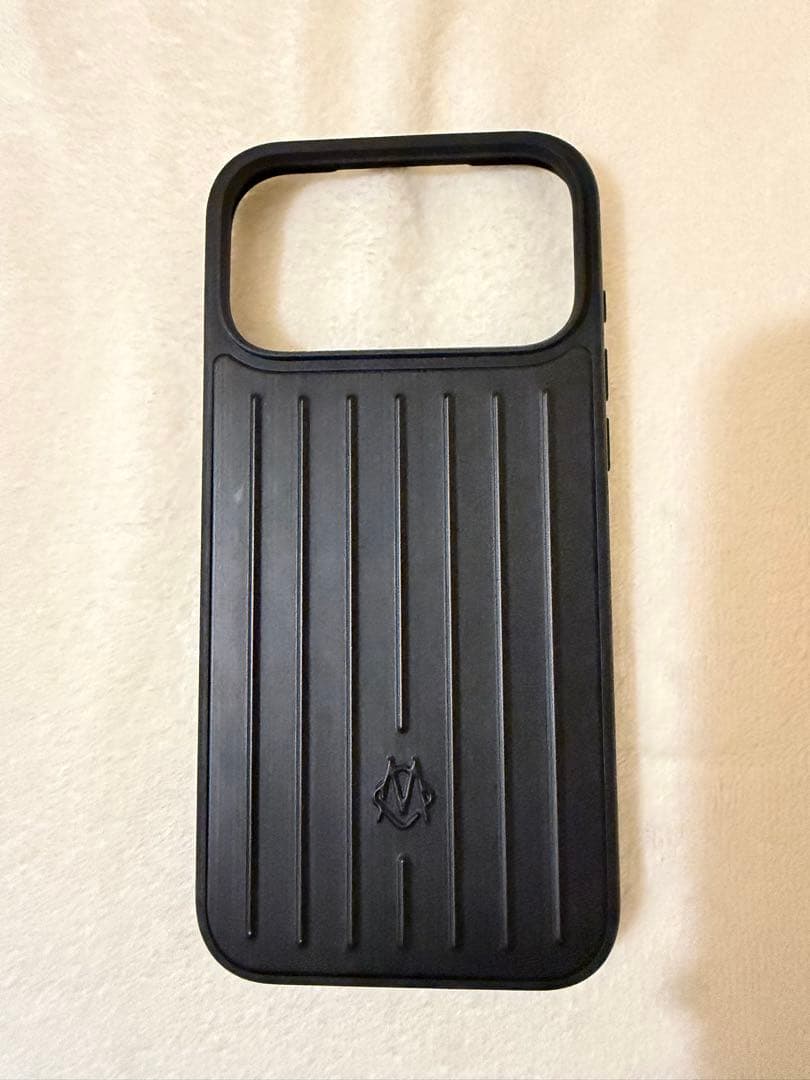 RIMOWA iPhone17 Pro maxケース　 MagSafe対応