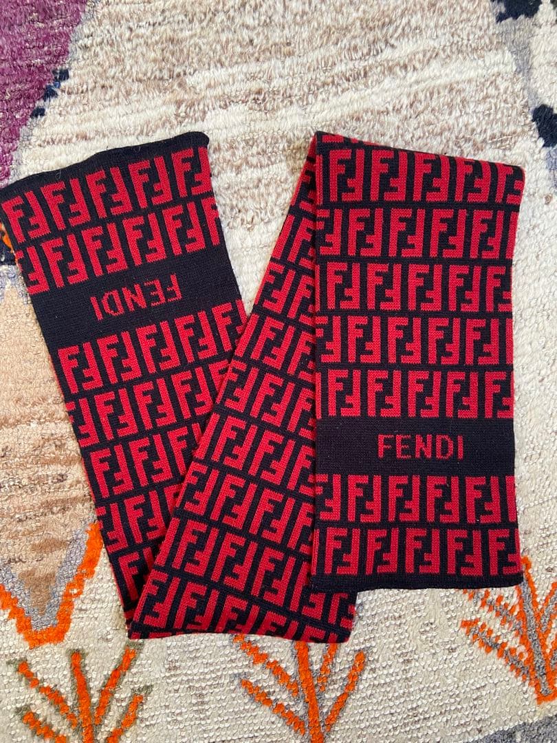FENDI ロゴ入り マフラー レッド/ブラック