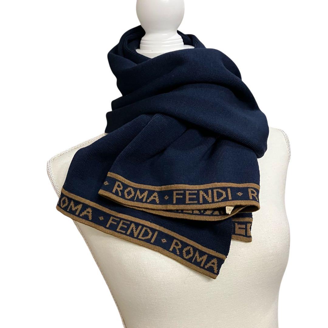美品❣️希少✨✨FENDI ネイビー ロゴ入りマフラー　ウール100%