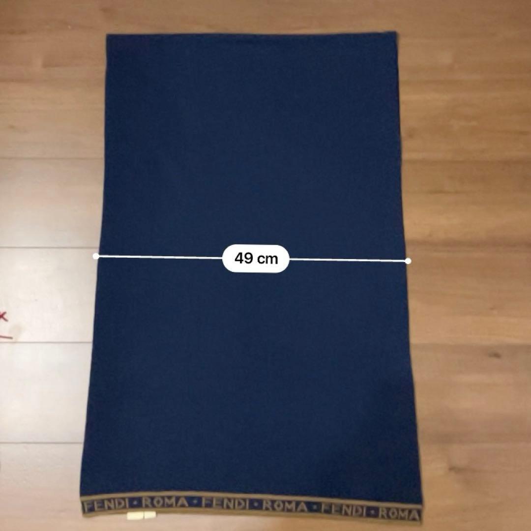 美品❣️希少✨✨FENDI ネイビー ロゴ入りマフラー　ウール100%