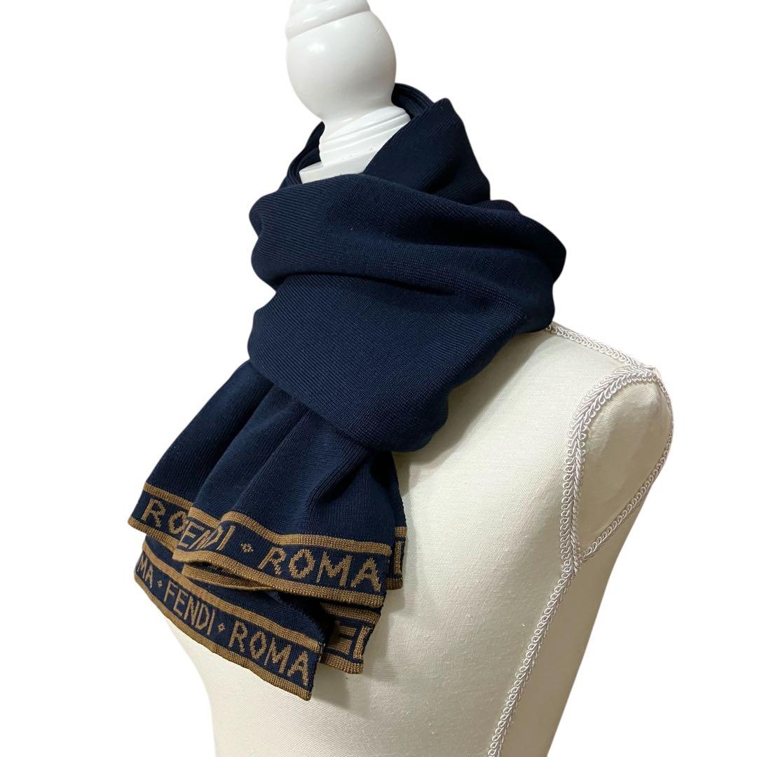 美品❣️希少✨✨FENDI ネイビー ロゴ入りマフラー　ウール100%