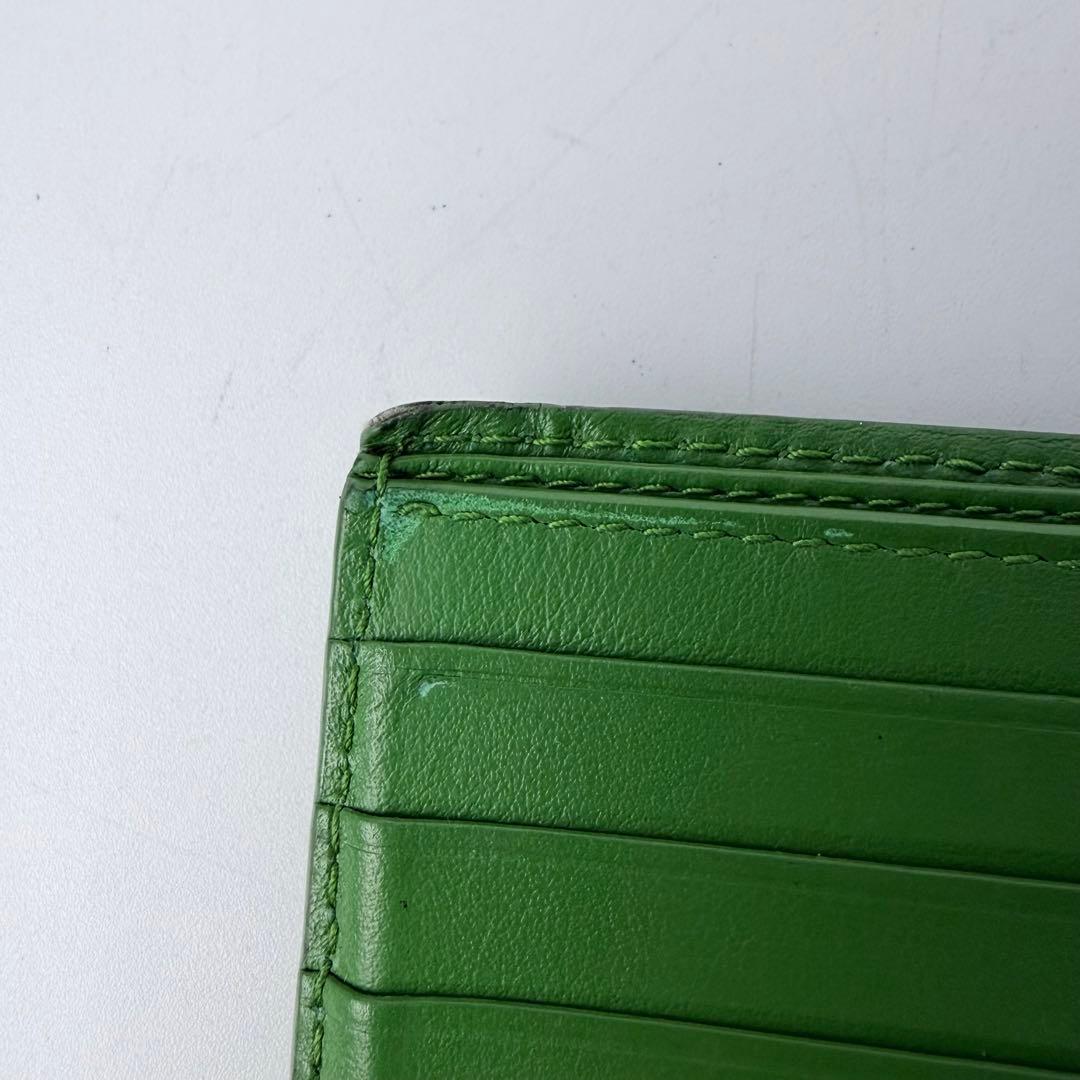 ボッテガヴェネタ　デボスイントレチャート　二つ折り財布　RFID　グリーン