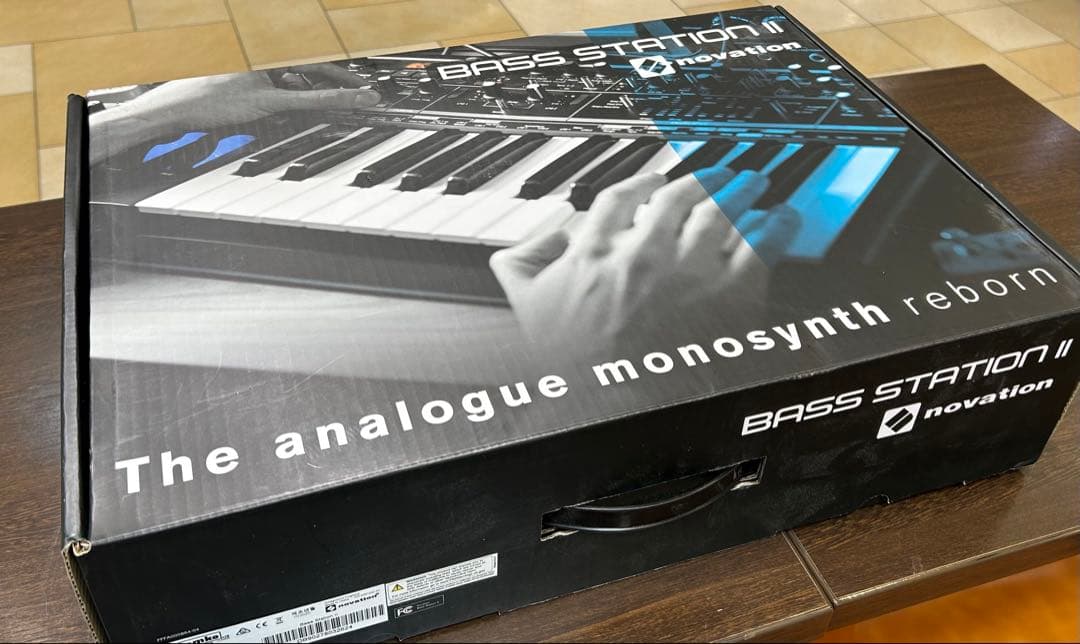 Novation BASS STATION II アナログシンセサイザー