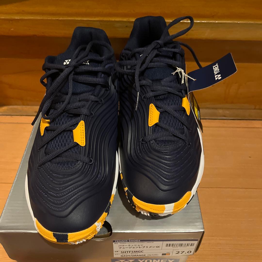 タ*読様 YONEX パワークッション フュージョンレブ5 メンズ GC 27.