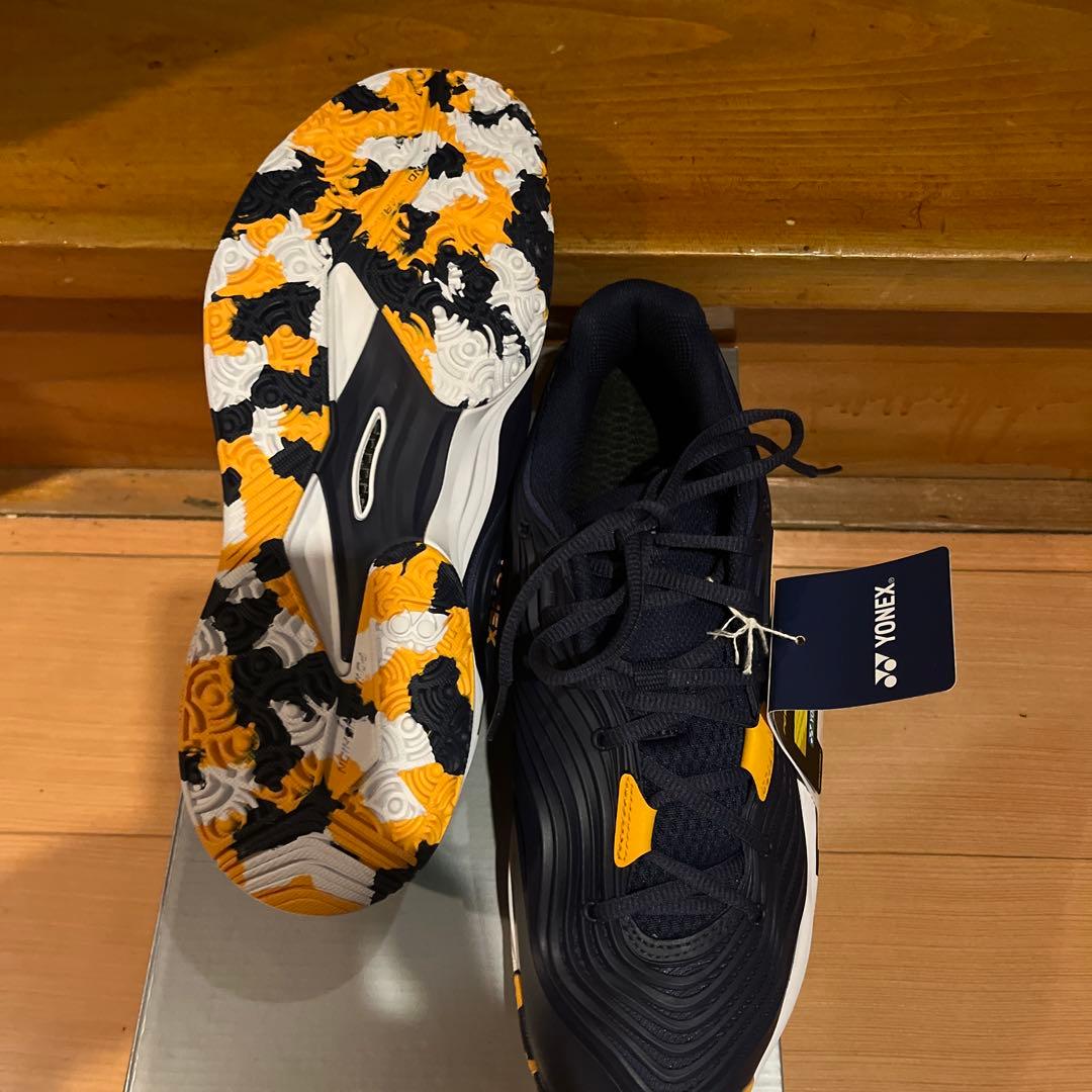 タ*読様 YONEX パワークッション フュージョンレブ5 メンズ GC 27.
