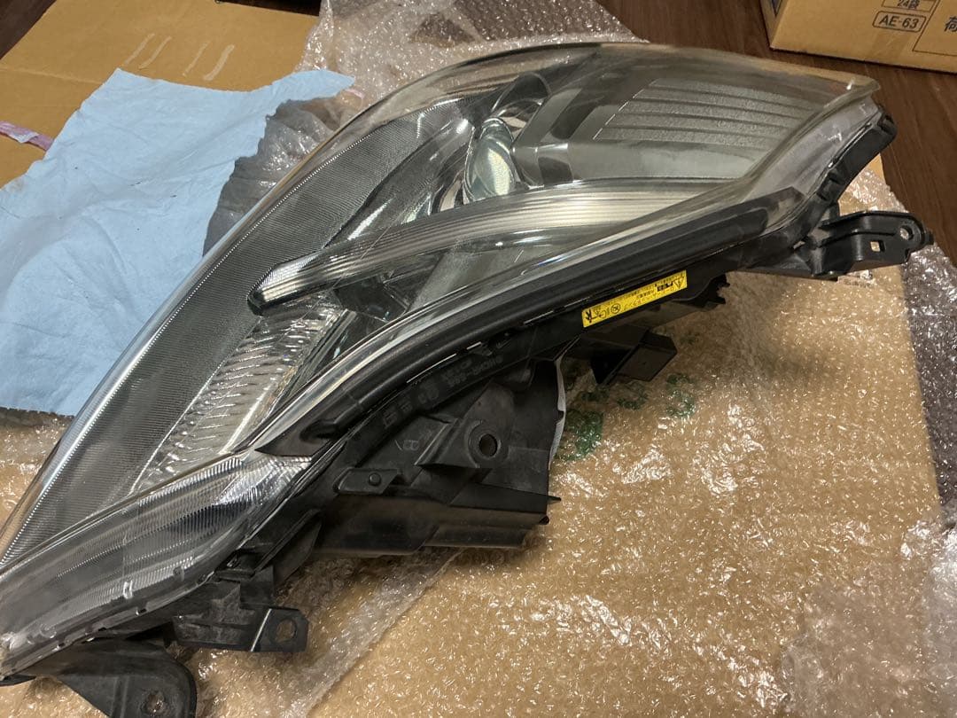クラウン200系純正ヘッドライト左右