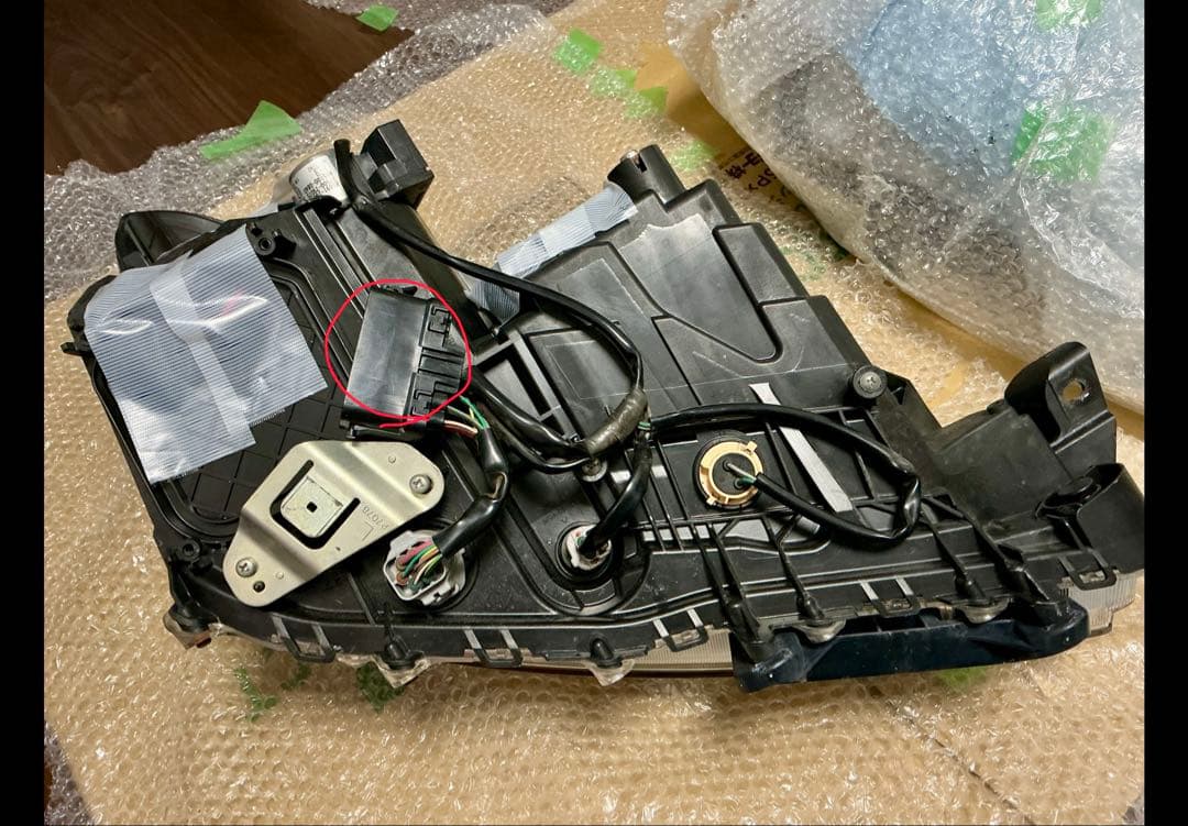 クラウン200系純正ヘッドライト左右