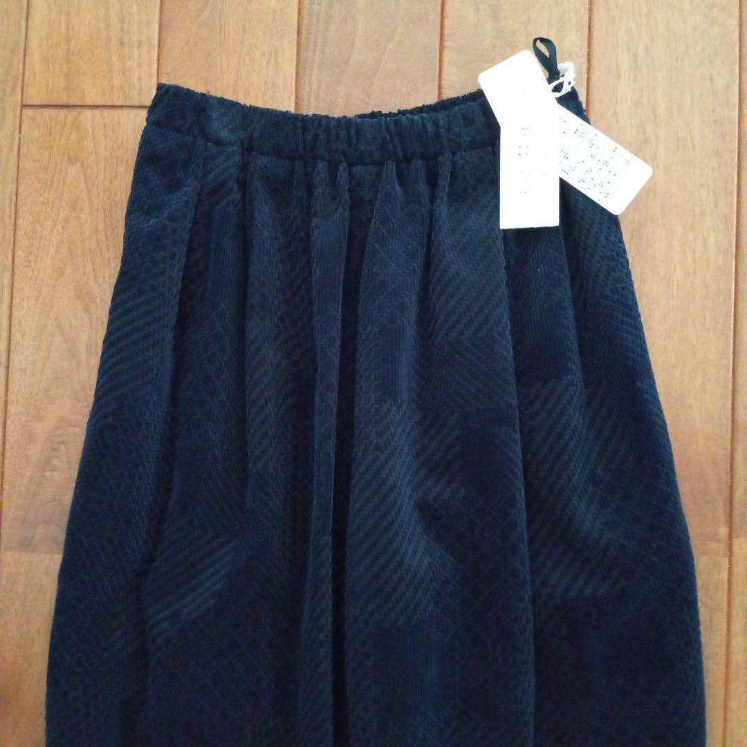 期間限定お値下げ　新品　ミナペルホネン　land puzzle パンツ