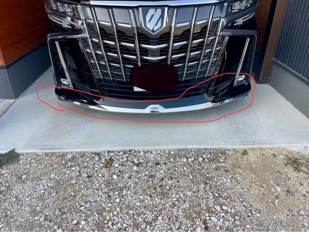 30アルファード モデリスタ フロントメッキ部分