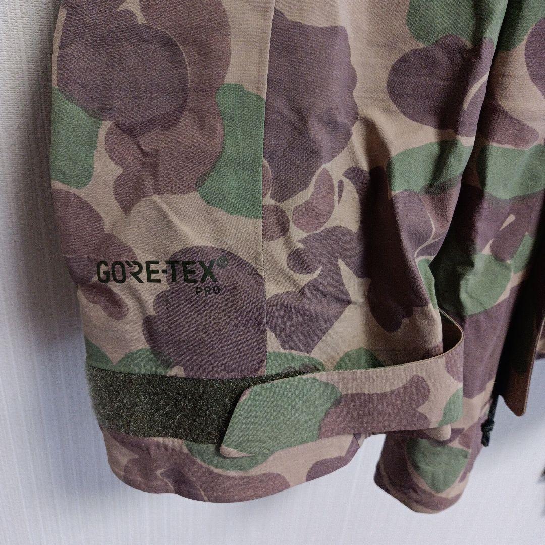 BURTON　AK 3L HOVER　カモフラ　上下　L