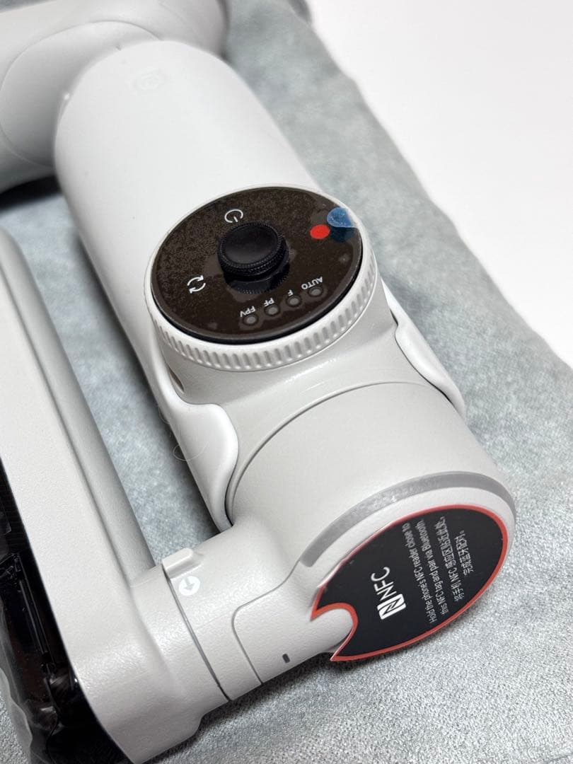 Insta360 Flow Pro AIトラッキングスタビライザー ジンバル