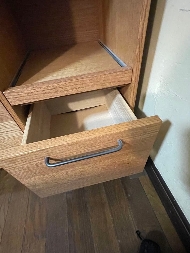 モモナチュラル　食器棚