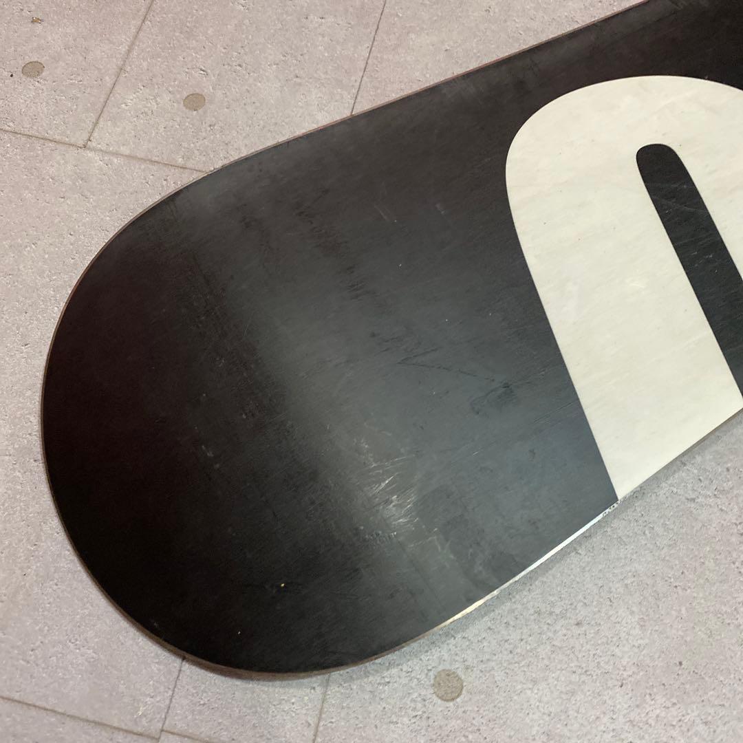 ★ZERO ONE ONE ゼロワンワン　011 スノーボード　ボード板 147