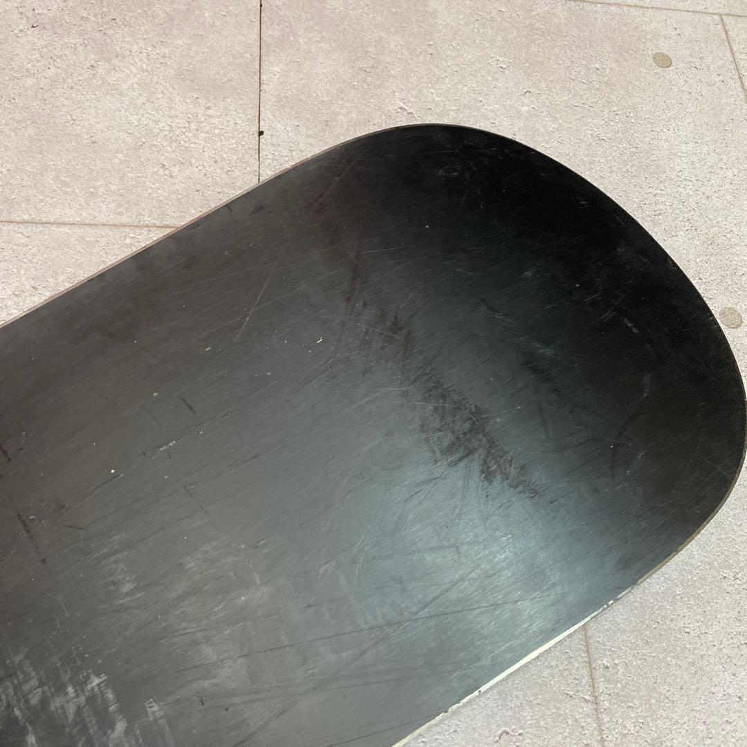 ★ZERO ONE ONE ゼロワンワン　011 スノーボード　ボード板 147