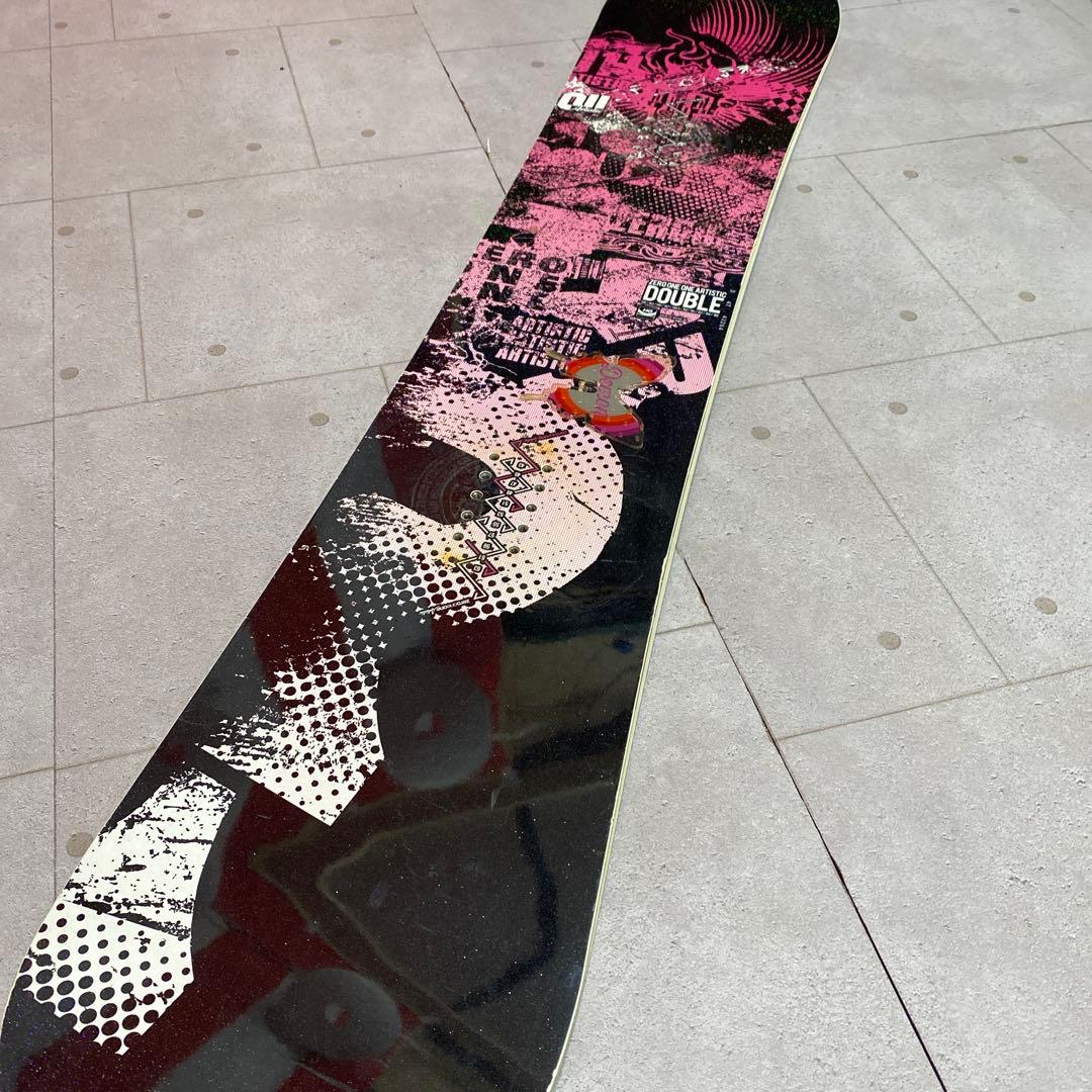 ★ZERO ONE ONE ゼロワンワン　011 スノーボード　ボード板 147