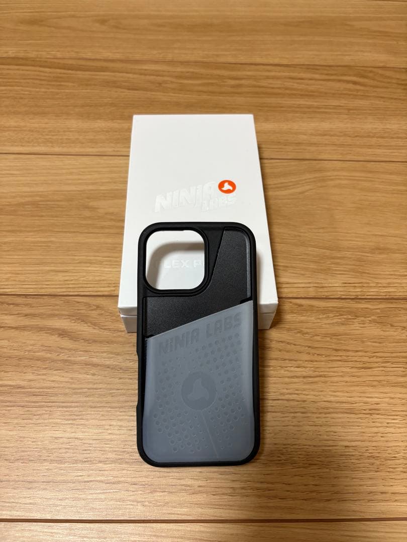 NINJA LABS iPhone16ケース ブラック