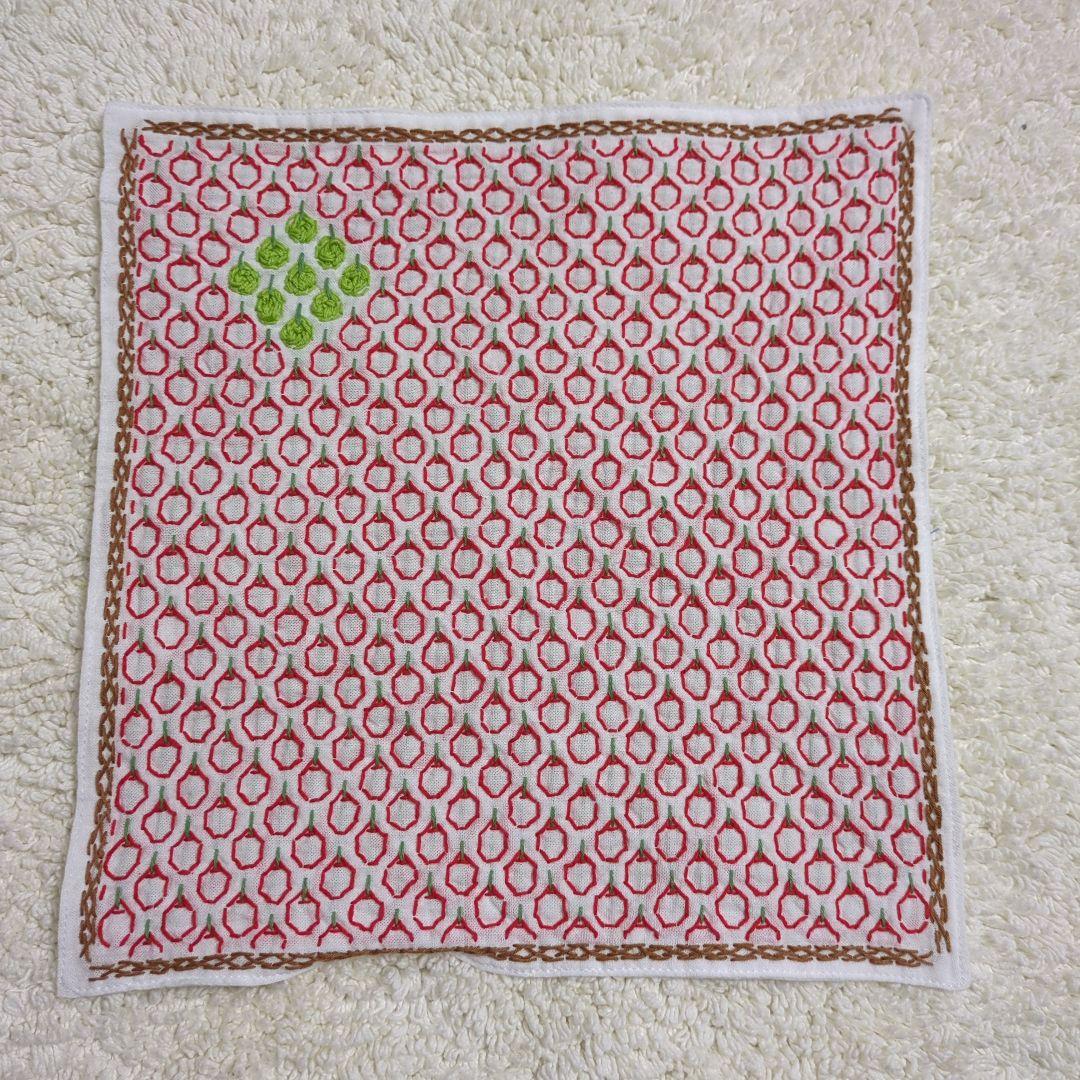 刺し子ふきん（りんご＆ハートのレース）