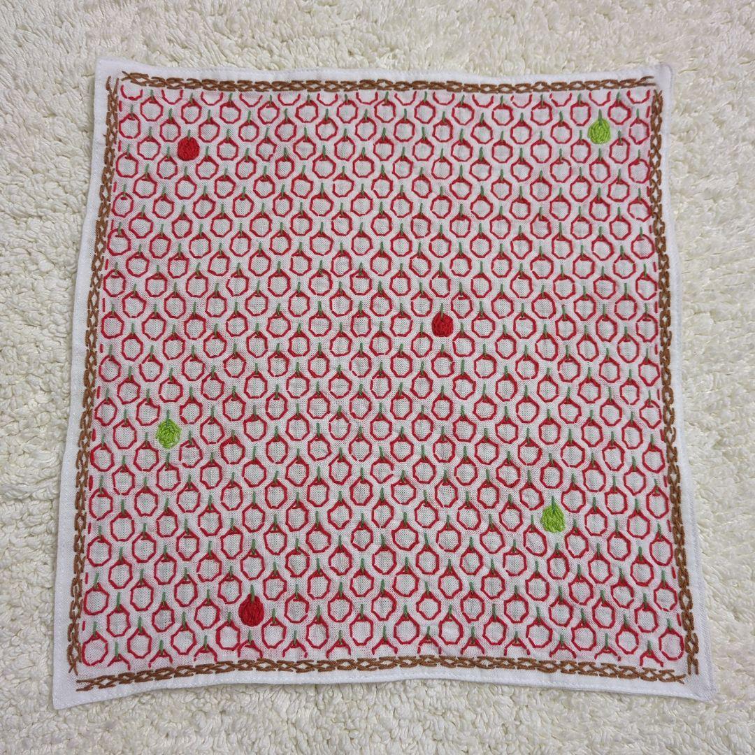 刺し子ふきん（りんご＆ハートのレース）