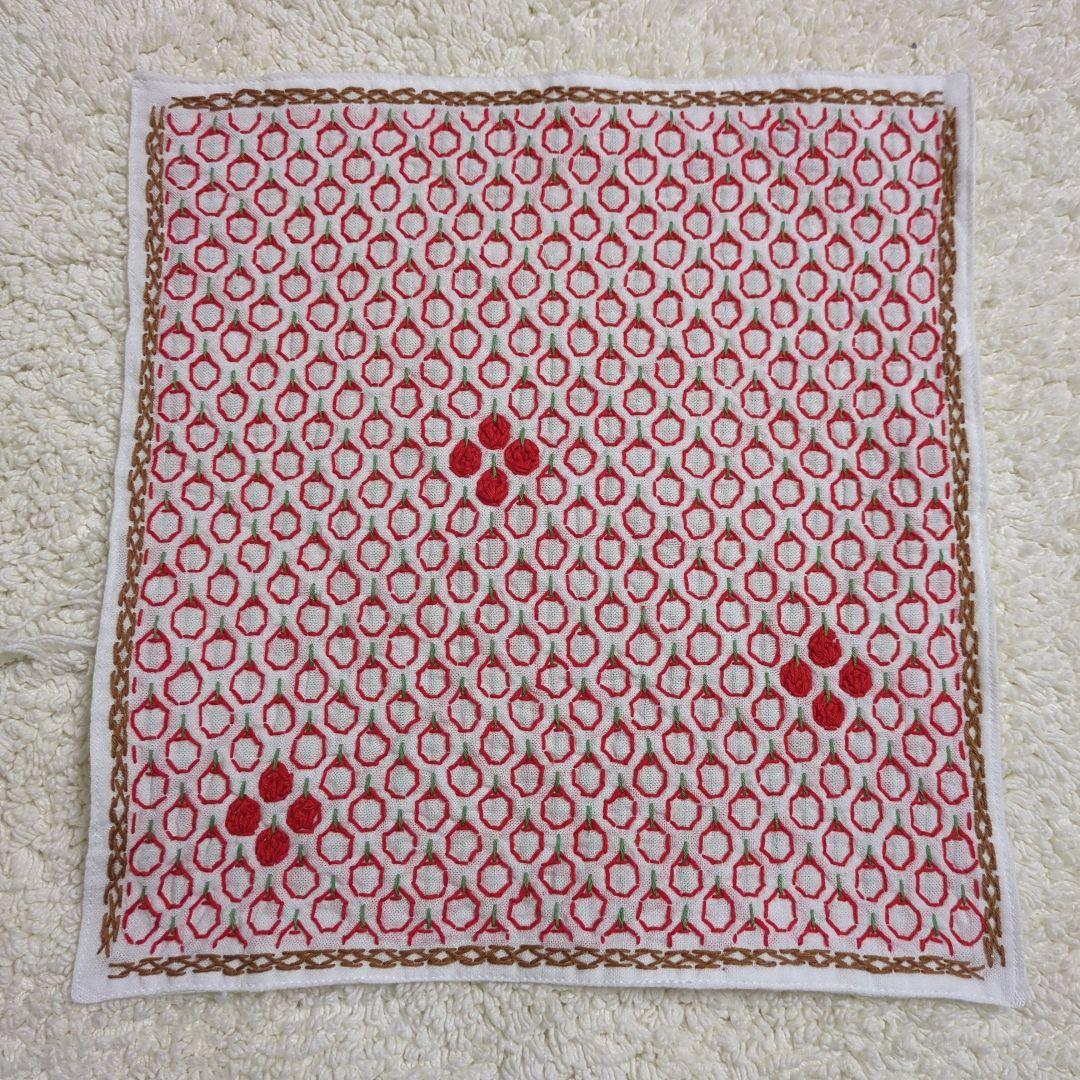 刺し子ふきん（りんご＆ハートのレース）