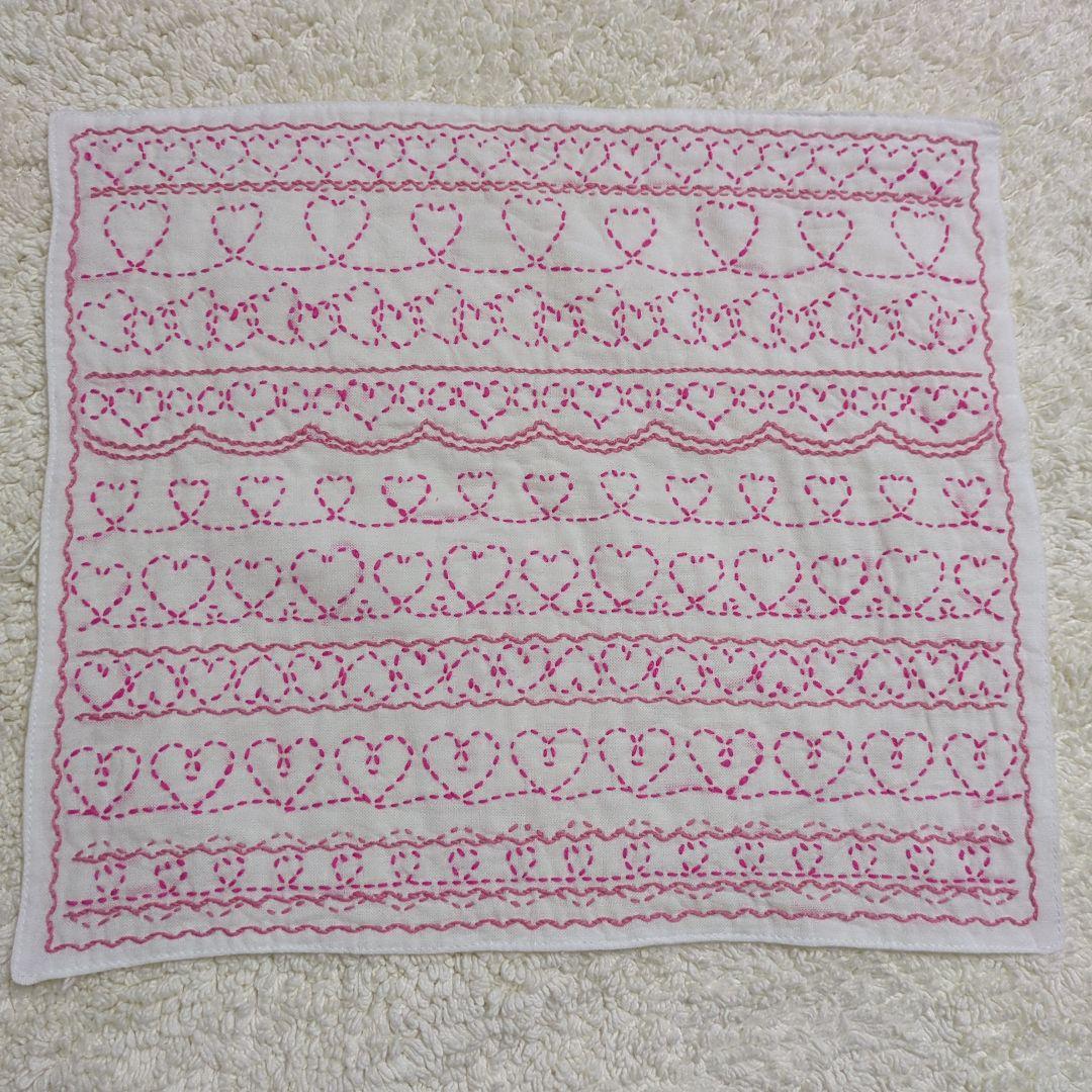 刺し子ふきん（りんご＆ハートのレース）