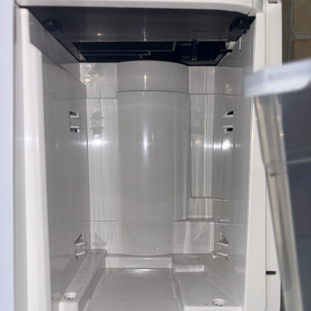 SHARP 除湿機 ホワイト　CM-N100　2021年製