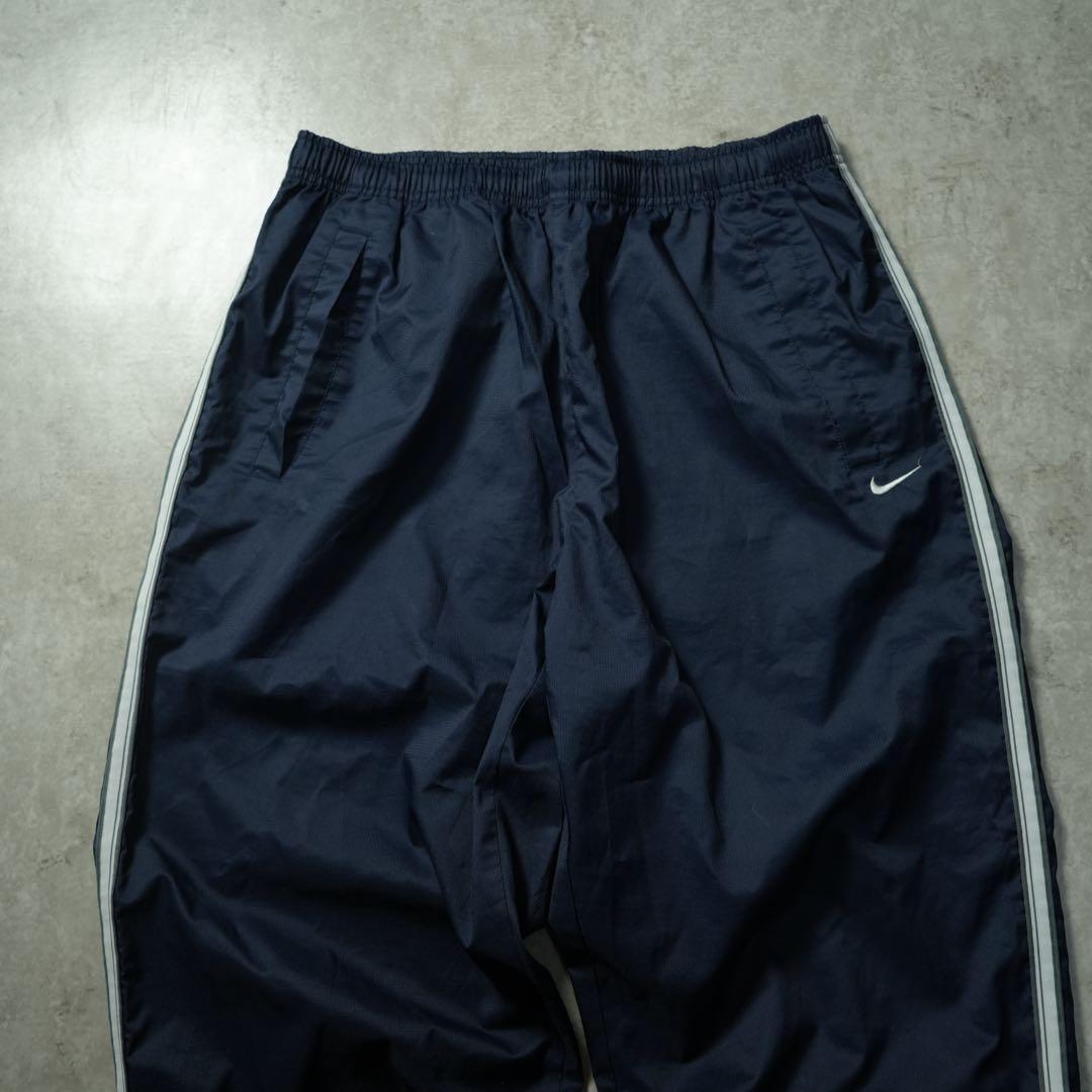 ジ*)様 00s NIKE バギー ナイロンパンツ サイドライン ネイビー y2