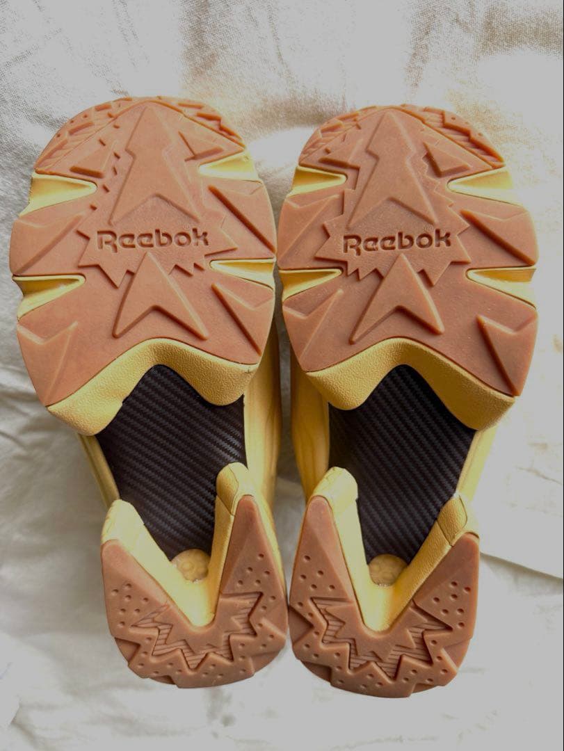 Reebokリーボック インスタポンプフューリー 94 24cm キャメル