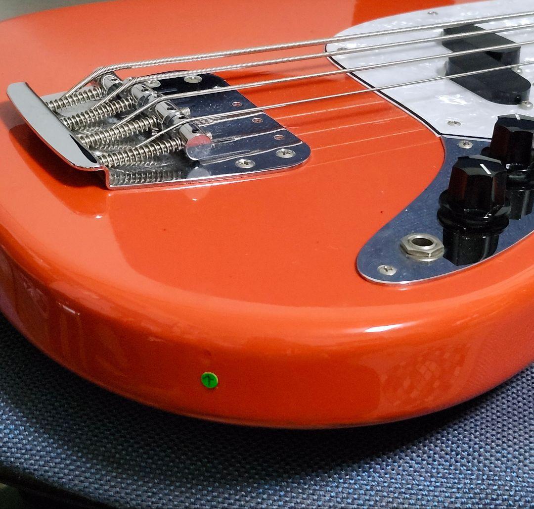 Fender Mustang Bass レッド 美品。