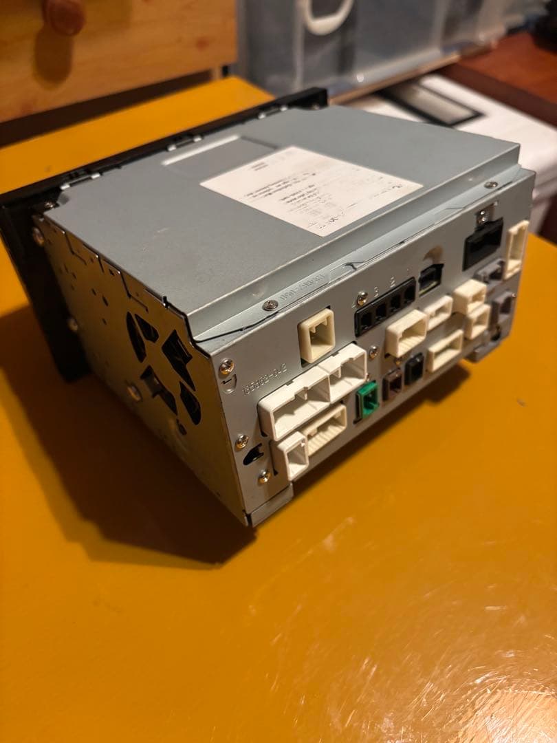 ハイエース　純正ナビ　令和2年