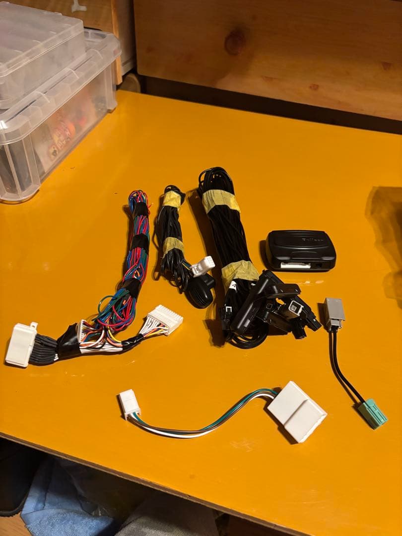 ハイエース　純正ナビ　令和2年