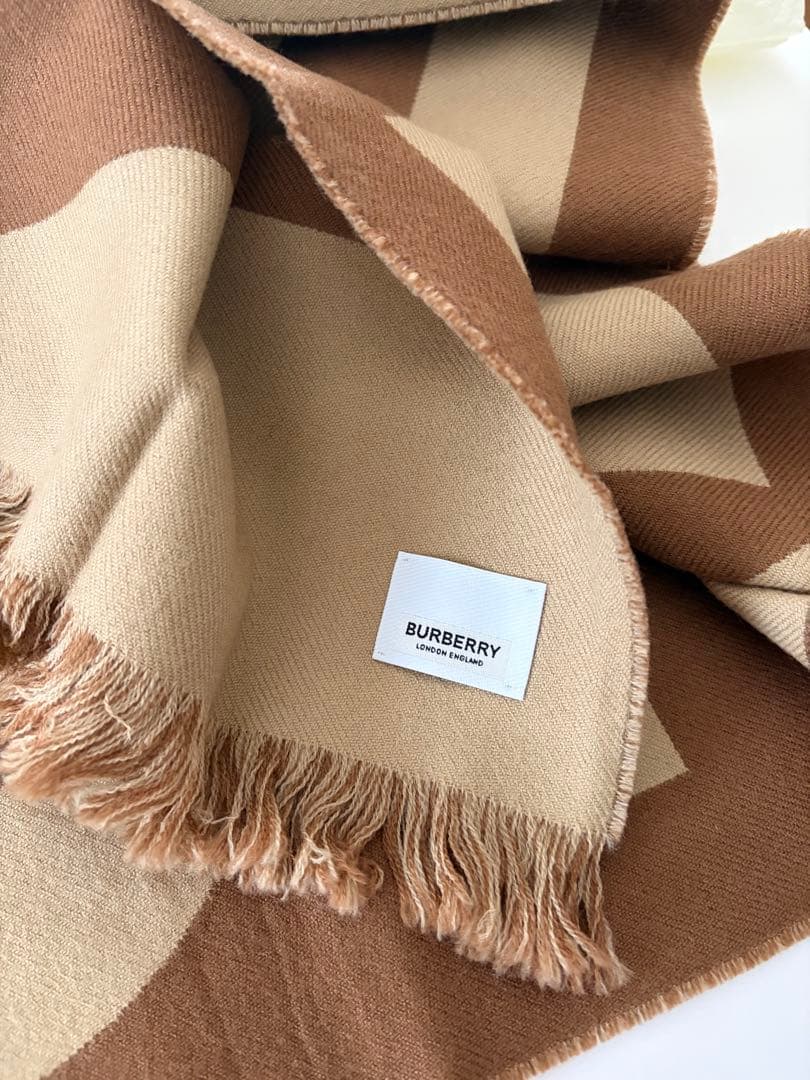 BURBERRY バーバリー ブラウン ロゴ入り マフラー