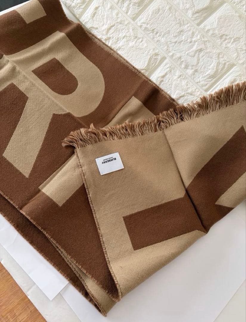 BURBERRY バーバリー ブラウン ロゴ入り マフラー