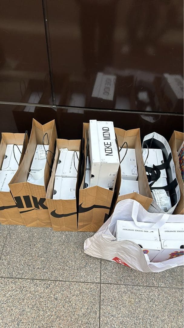 ナイキ Mind 001 Mules Solar Red 25cm