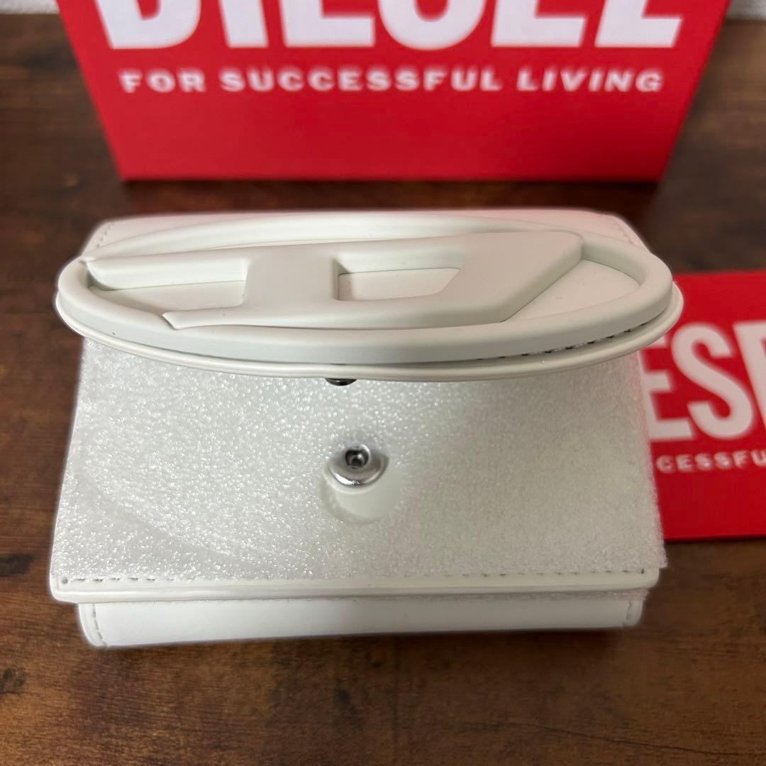 DIESEL 財布 ディーゼル 三つ折り財布 ユニセックス ホワイト 1DR