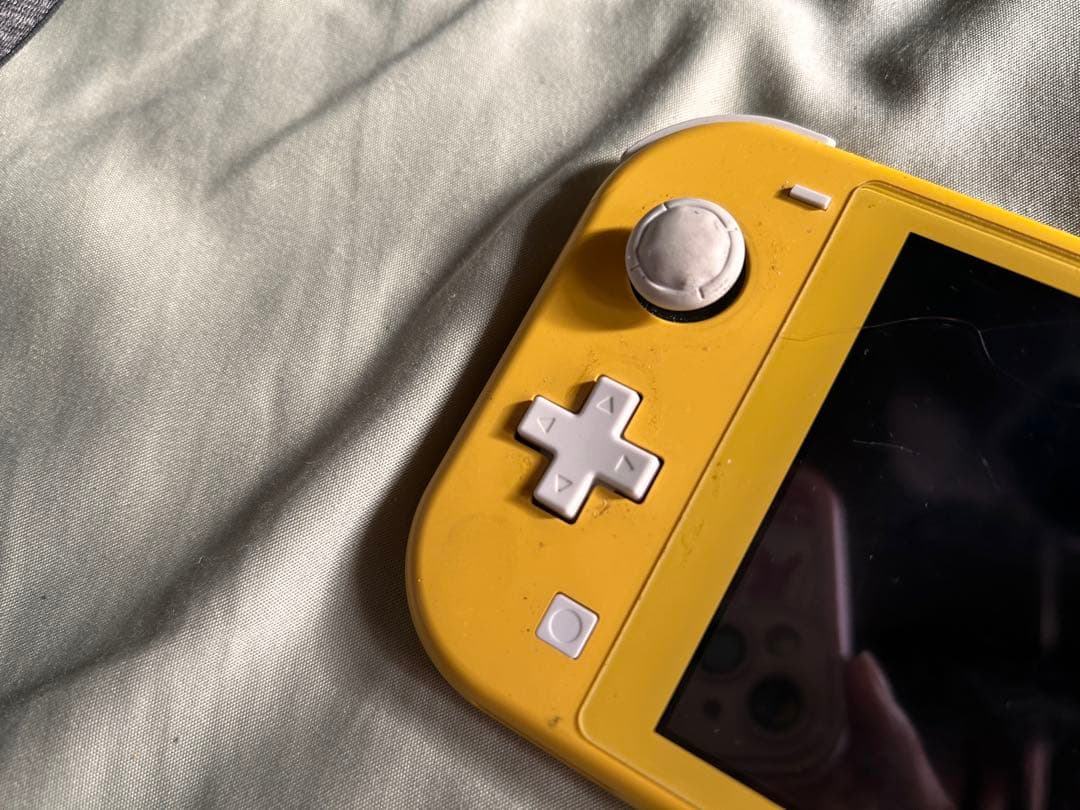 Nintendo Switch Lite イエロー ジャンク