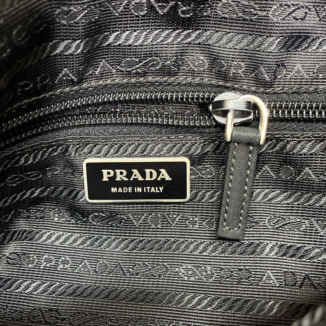 PRADA プラダ　ショルダーバッグ　ナイロン　ブラック　BT0421