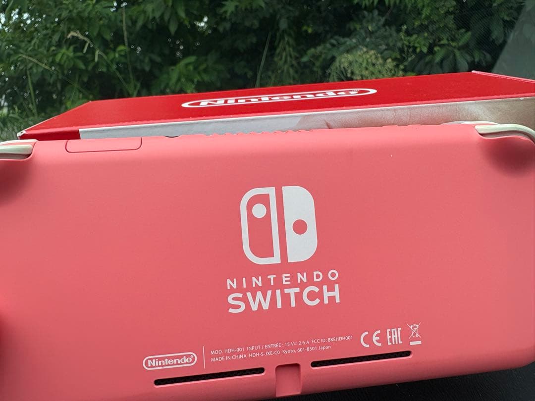 【オススメ】Nintendo Switch Lite コーラル　動作確認済