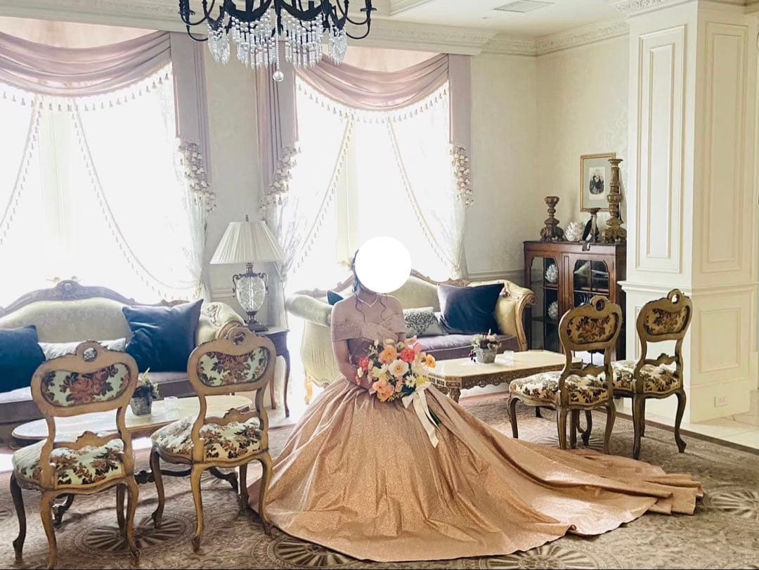 ゴールド ウェディングドレス　カラードレス