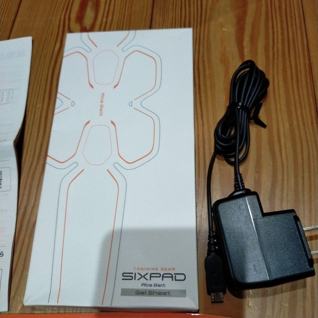 純正新品ジェル付　SIXPAD シックスパッド アブズベルト　充電器付